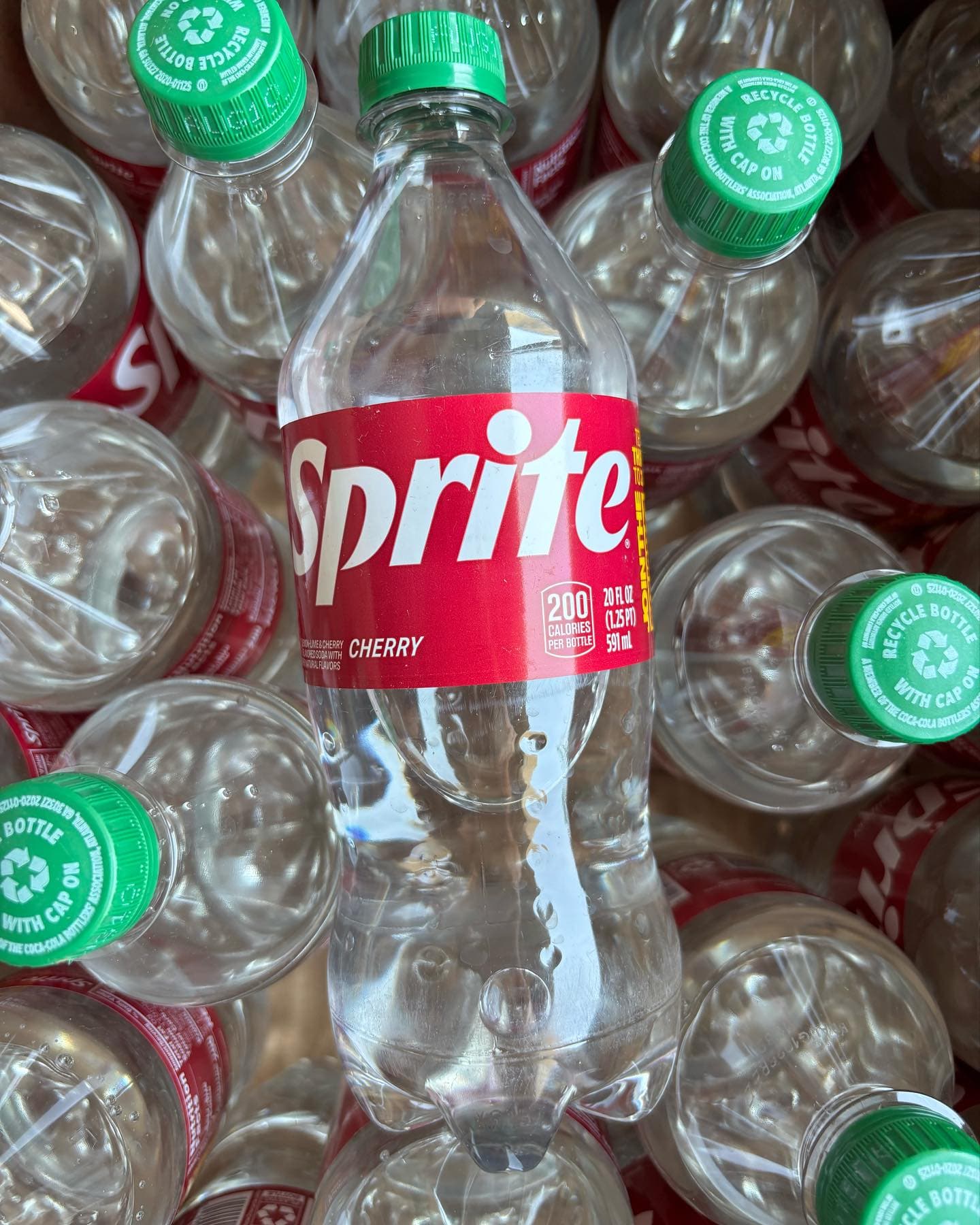 Bouteille de Sprite Cherry version américaine à l'étiquette rouge